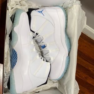 jordan 11 legend blues